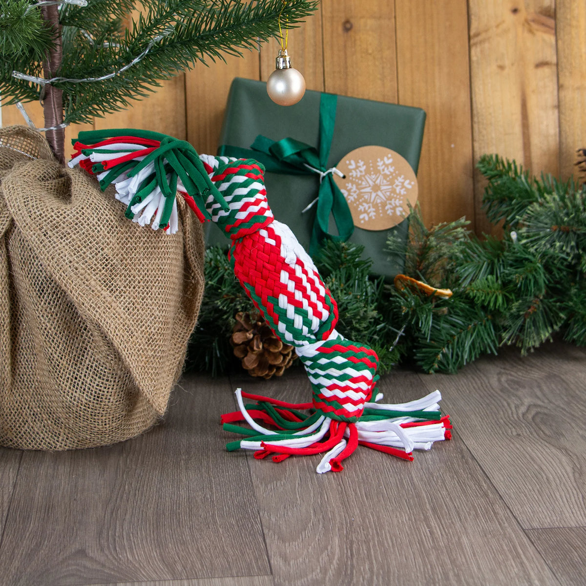 Ancol Squeaky Christmas Cracker Rope