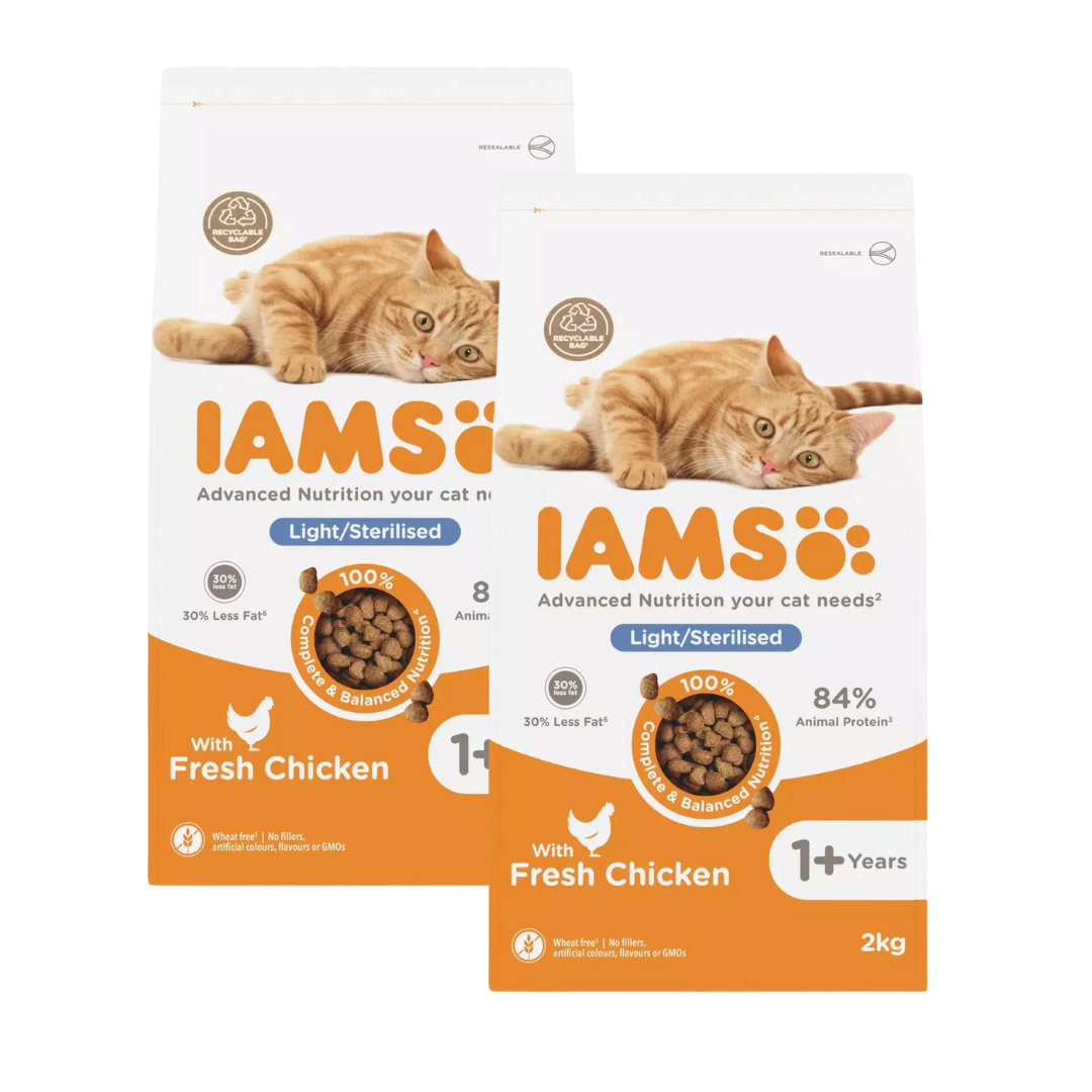Iams Light/Sterilised Cat with Chicken 2x2kg