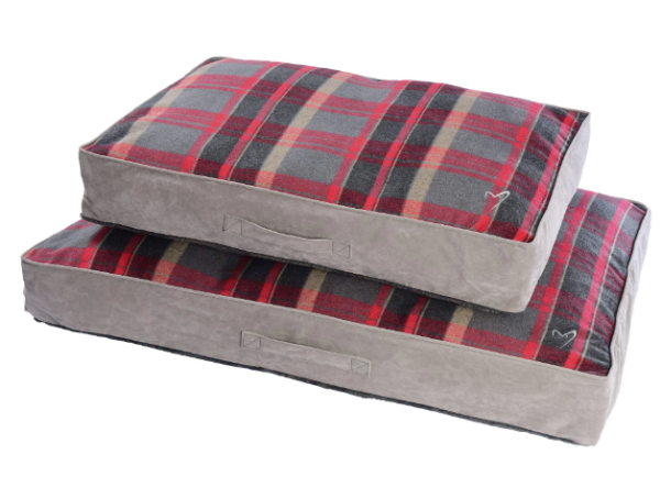 Picture of Gor Pets Camden Sleeper Medium Red Check