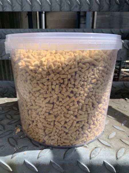 Picture of Rokers Wild Bird Food Tub - Suet Pellets Insect 3.5kg